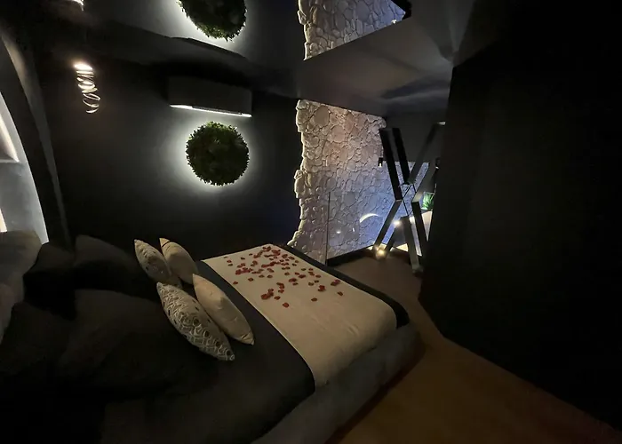 Omira - Nuits D'Exception & Spa Burdeos