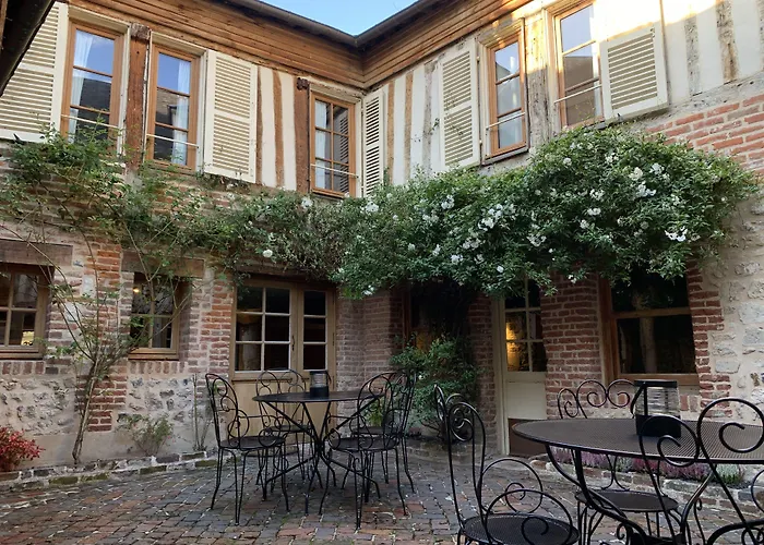 L'Ecole Des Demoiselles Bed & Breakfast Honfleur