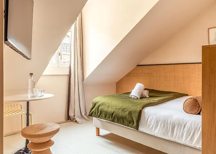 Maison Traversiere Paris