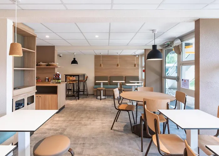 Premiere Classe Villepinte Centre - Parc des Expositions