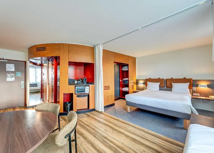 B&B Home Paris Nord 18Eme Saint-Denis-en-Margeride