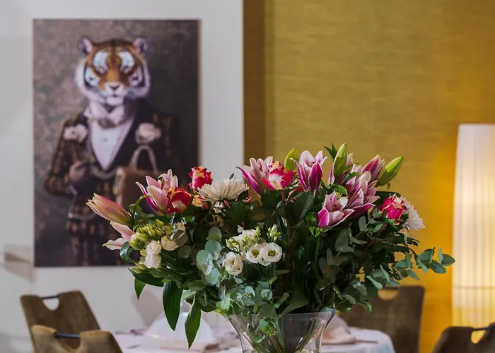Logis Hotel Le Parc Moulins 