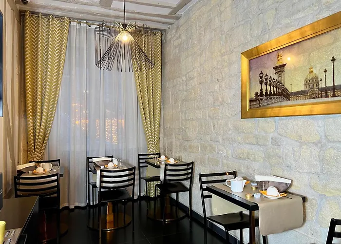 Pratic Hotel Paris