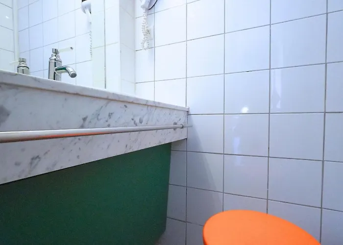 Hotel Le Moderne - Anciennement Hotel Oursblanc Victorhugo Toulouse