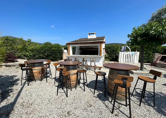 Hôtels à Macinaggio (Corsica)