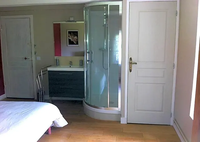 Beuvron-en-Auge Hotels