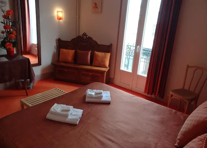 Hotel California Vichy