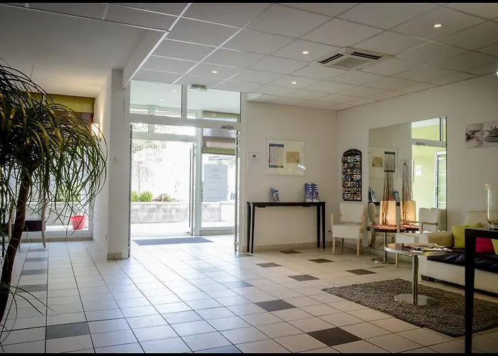 Appart'Hotel - Residence La Closeraie Lourdes