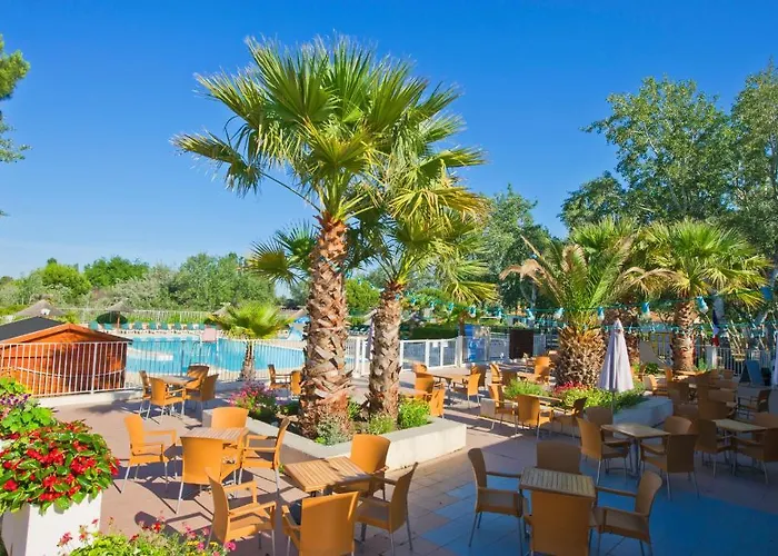 Aparthotel Azureva Le Grau du Roi
