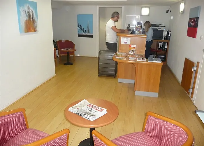 Hotel Aerel Aeroport Blagnac