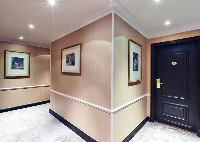 Golden Tulip Washington Opera Hotel Paris
