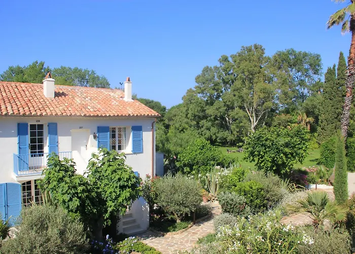 Hotéis de luxo em Saint-Tropez perto de Musée de la Gendarmerie et du Cinéma