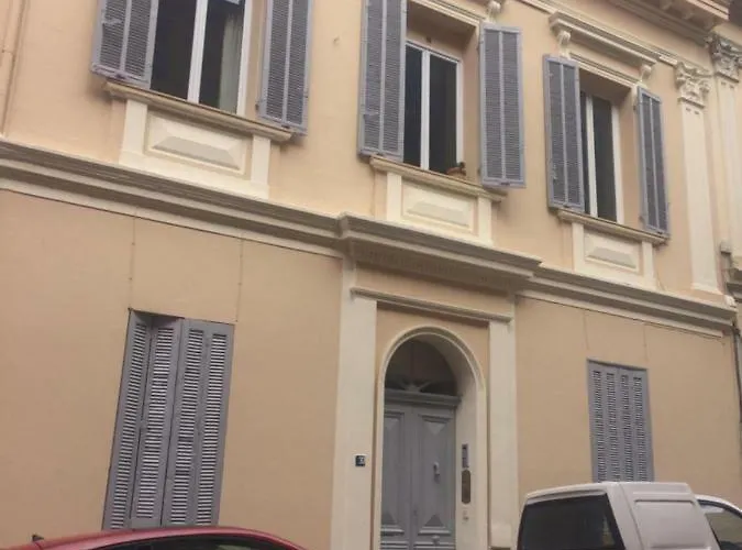 Palme D'Hote Cannes