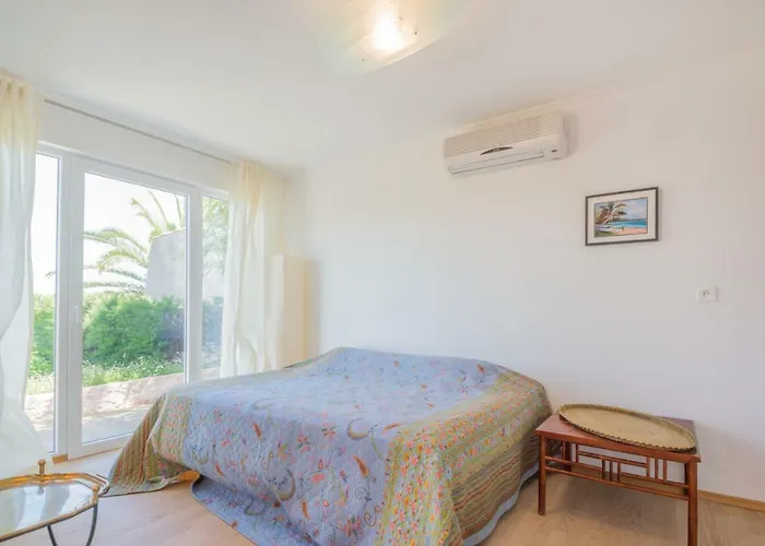 Les Genets Vila Nice com Piscina
