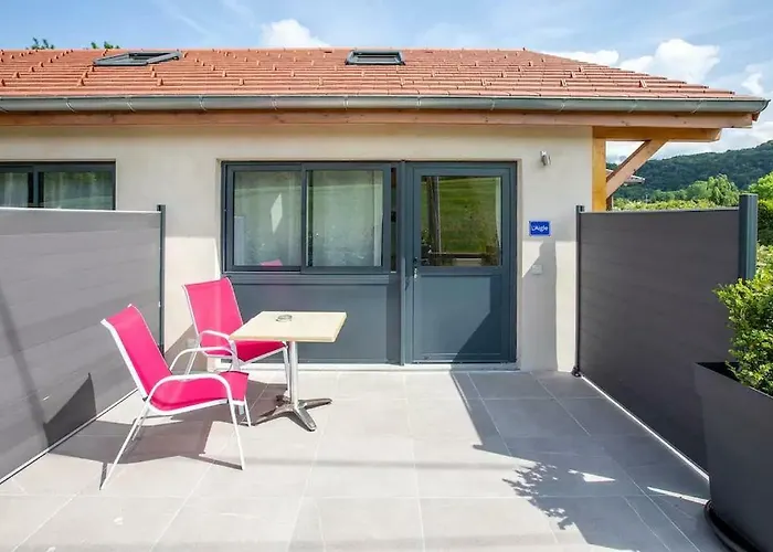 Domaine des Ecuries - Appartements meublés à Talloires