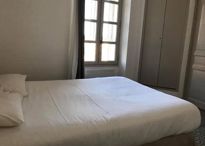 L'Annexe Plaisance - Hôtel Non Climatisé Saint-Maximin